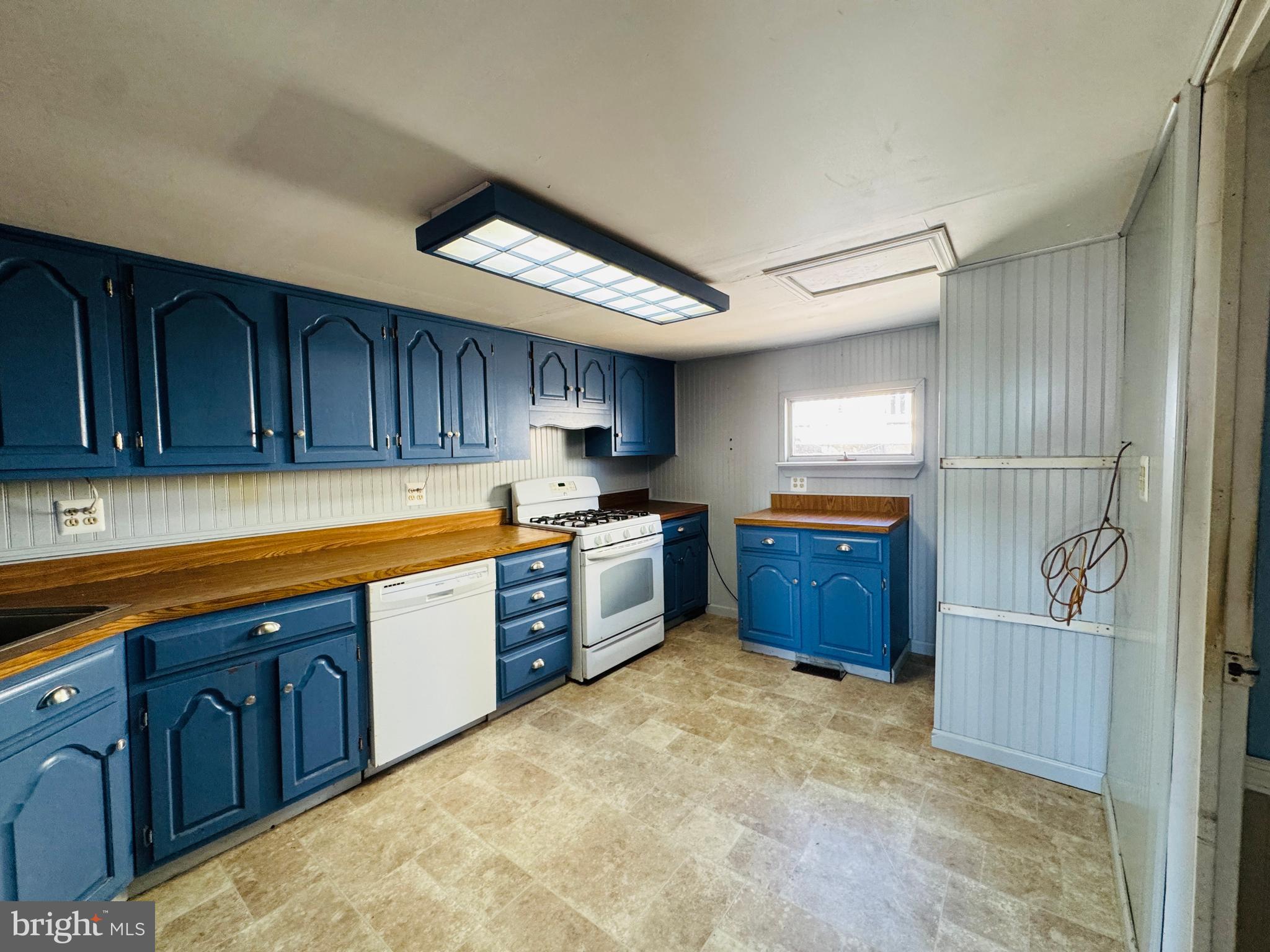 128 Curlew Road Tuckerton, NJ 08087 - Photo 14 of 23