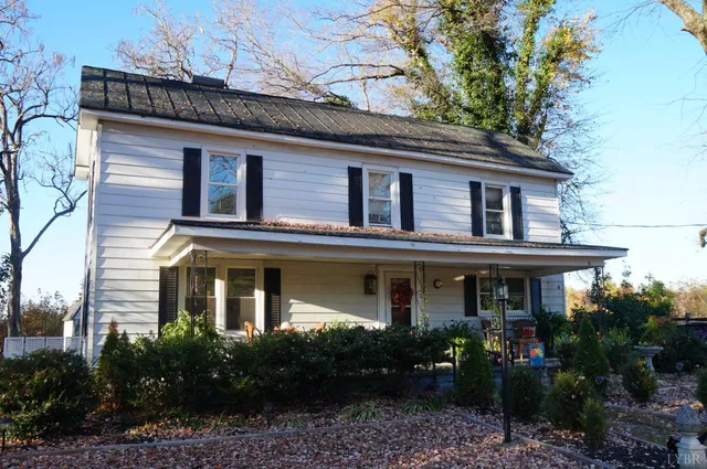 $269,900 | 10188 Stage Coach Road, Gretna, VA 24557