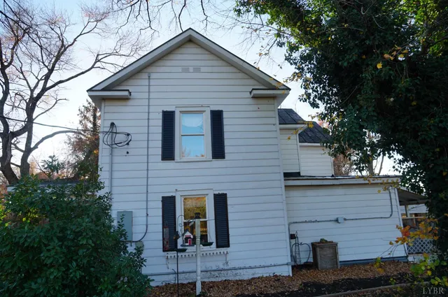 $269,900 | 10188 Stage Coach Road, Gretna, VA 24557