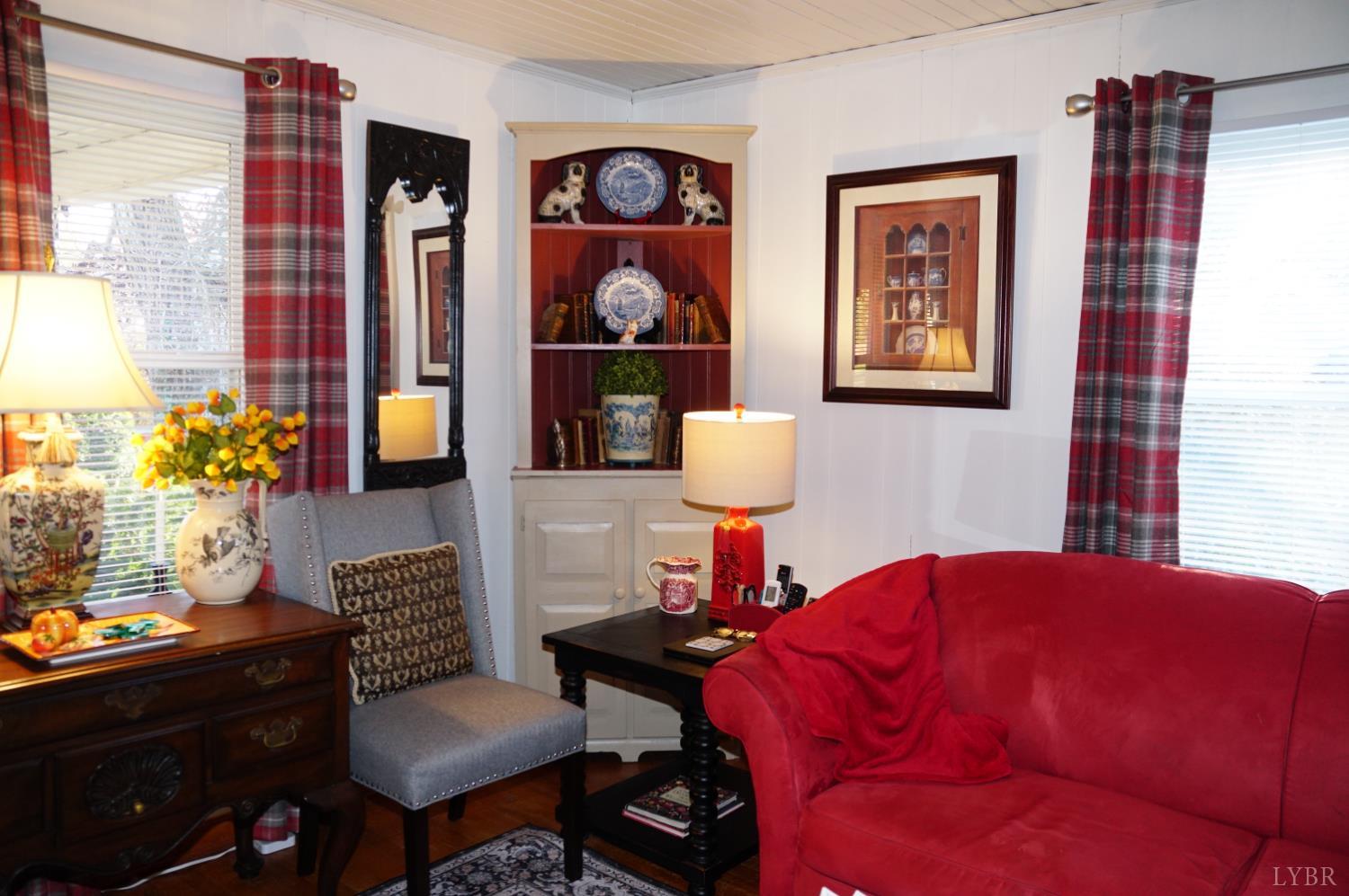 10188 Stage Coach Road Gretna, VA 24557 - Photo 6 of 64