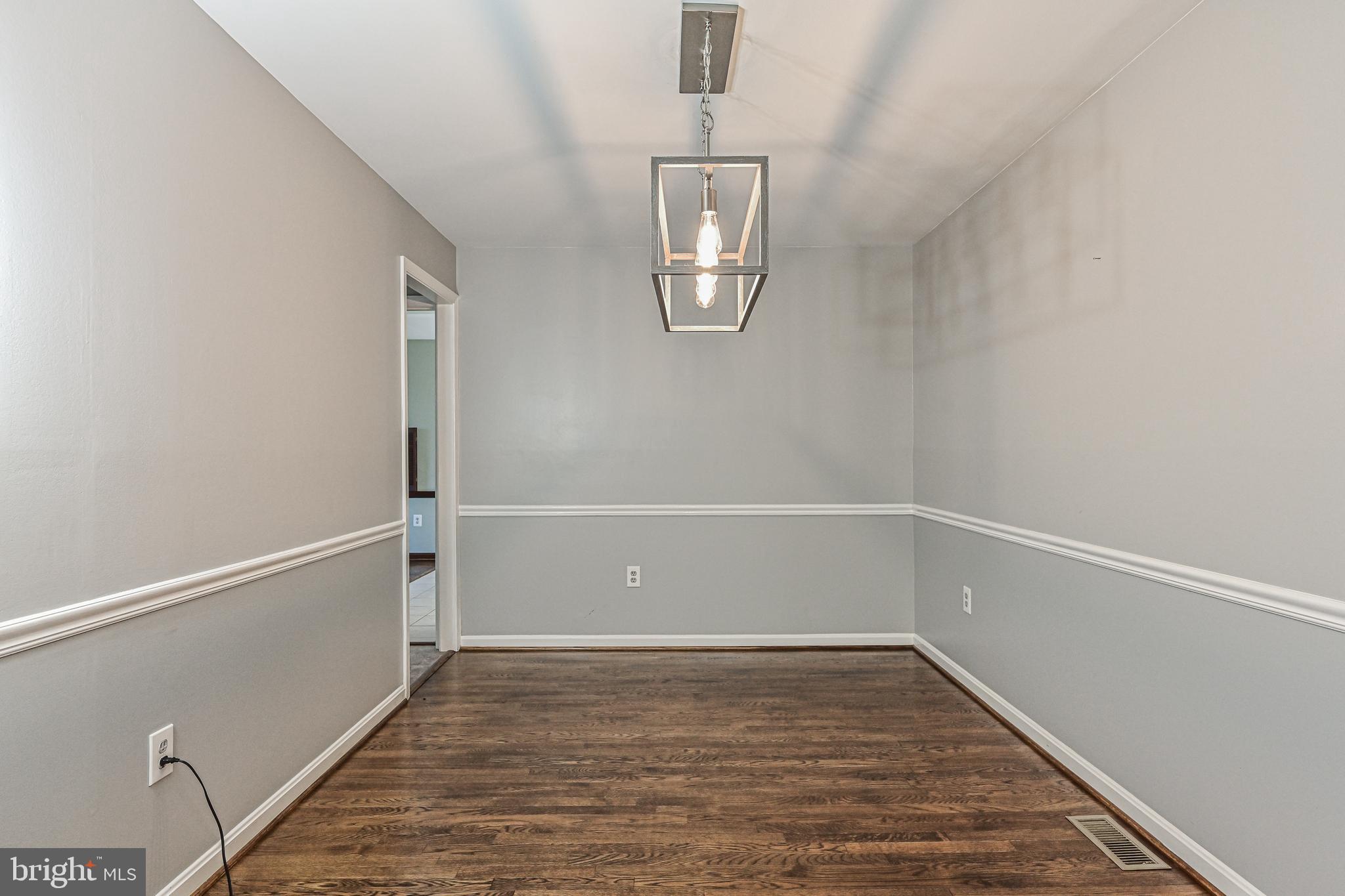 7046 Leestone Street Springfield, VA 22151 - Photo 16 of 48