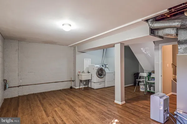 $3,100 | 7046 Leestone Street, Springfield, VA 22151