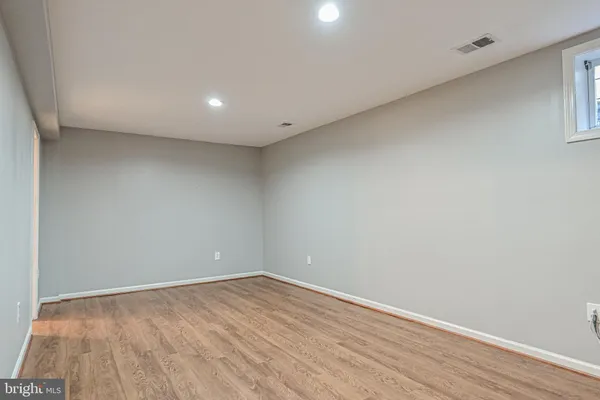 $3,100 | 7046 Leestone Street, Springfield, VA 22151