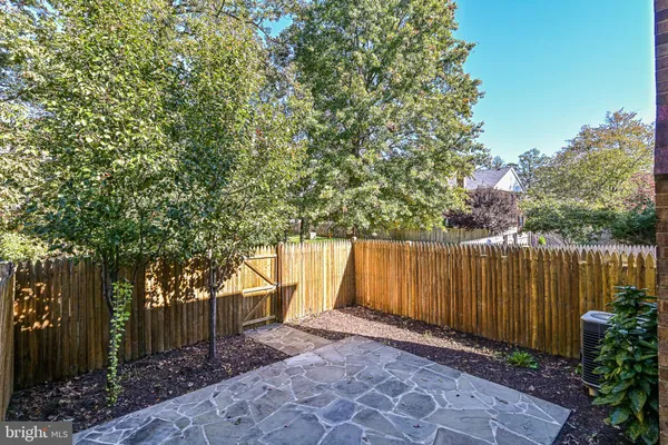 $3,100 | 7046 Leestone Street, Springfield, VA 22151