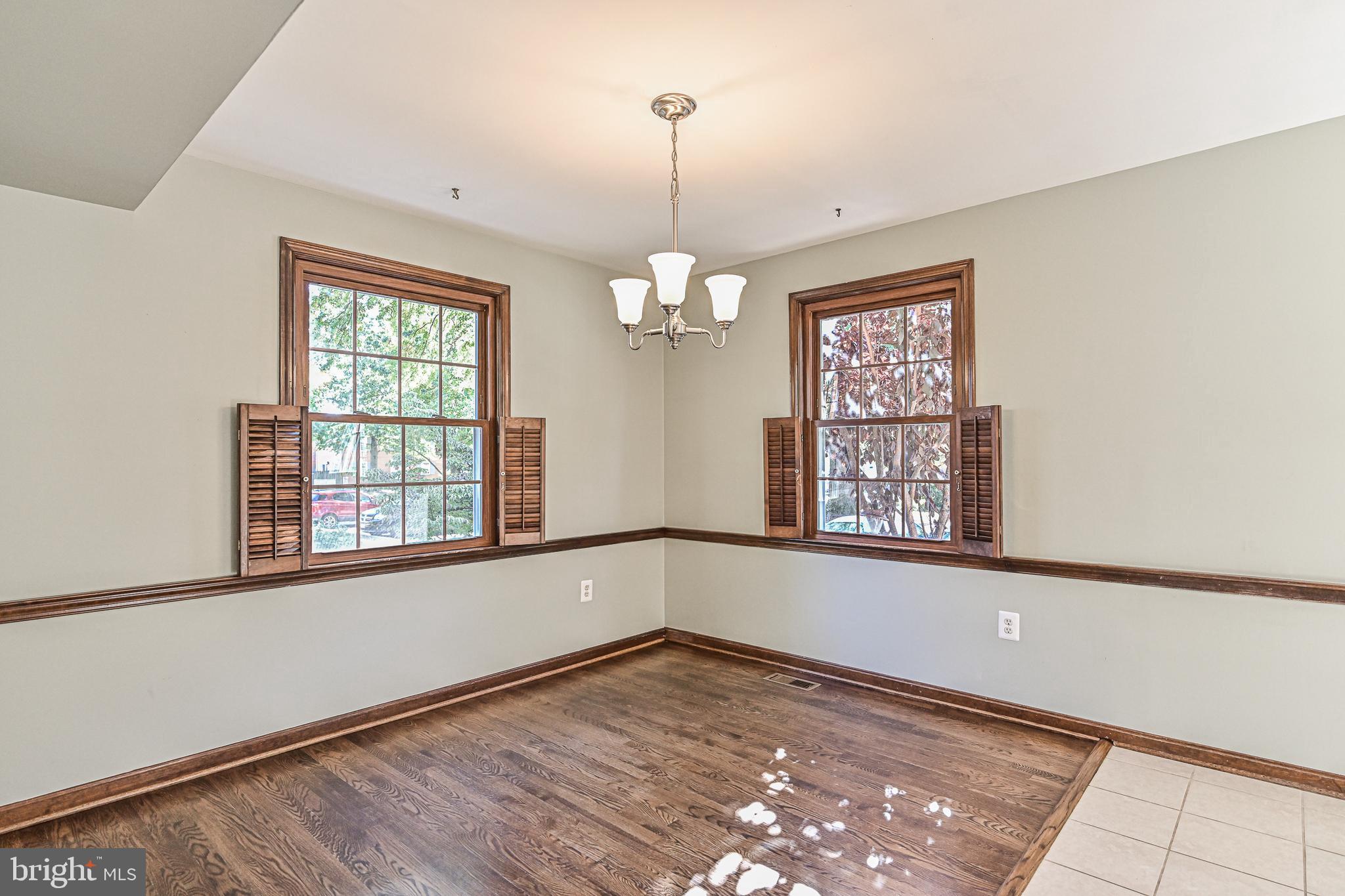 7046 Leestone Street Springfield, VA 22151 - Photo 7 of 48