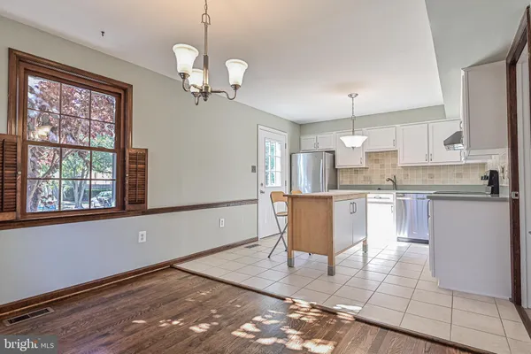 $3,100 | 7046 Leestone Street, Springfield, VA 22151