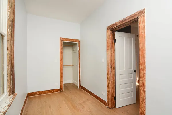 $2,200 | 949 North Winchester Avenue, Unit 1R, Chicago, IL 60622