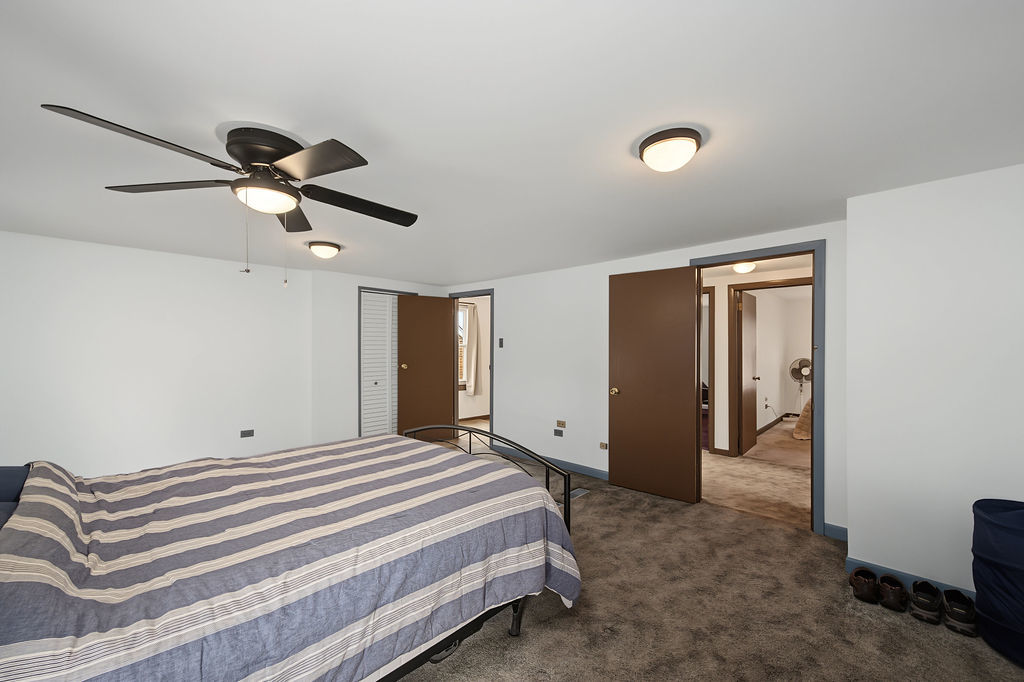 11022 South State Line Road Chicago, IL 60617 - Photo 17 of 32