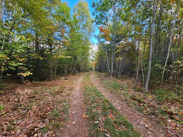 $450,000 | Green Green Field, Franklin, ME 04634