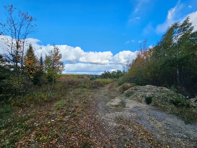 $450,000 | Green Green Field, Franklin, ME 04634