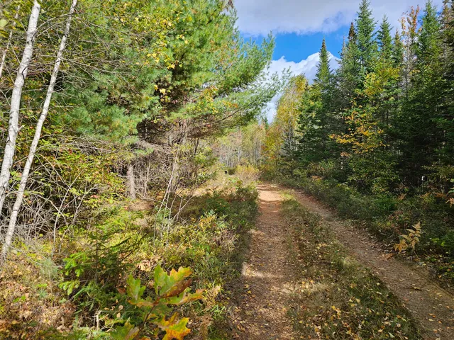 $450,000 | Green Green Field, Franklin, ME 04634