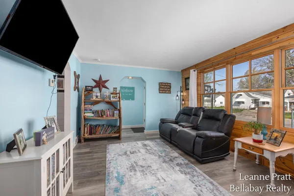 $269,000 | 636 East Colfax Street, Hastings, MI 49058