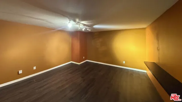 $4,500 | 5730 South Glennie Lane, Unit B, Los Angeles, CA 90016