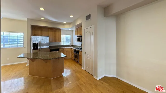 $4,500 | 5730 South Glennie Lane, Unit B, Los Angeles, CA 90016