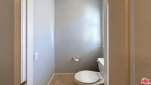 $4,500 | 5730 South Glennie Lane, Unit B, Los Angeles, CA 90016