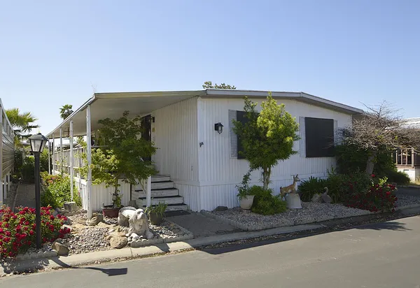 $139,950 | 336 East Alluvial Avenue, Unit 287, Fresno, CA 93720