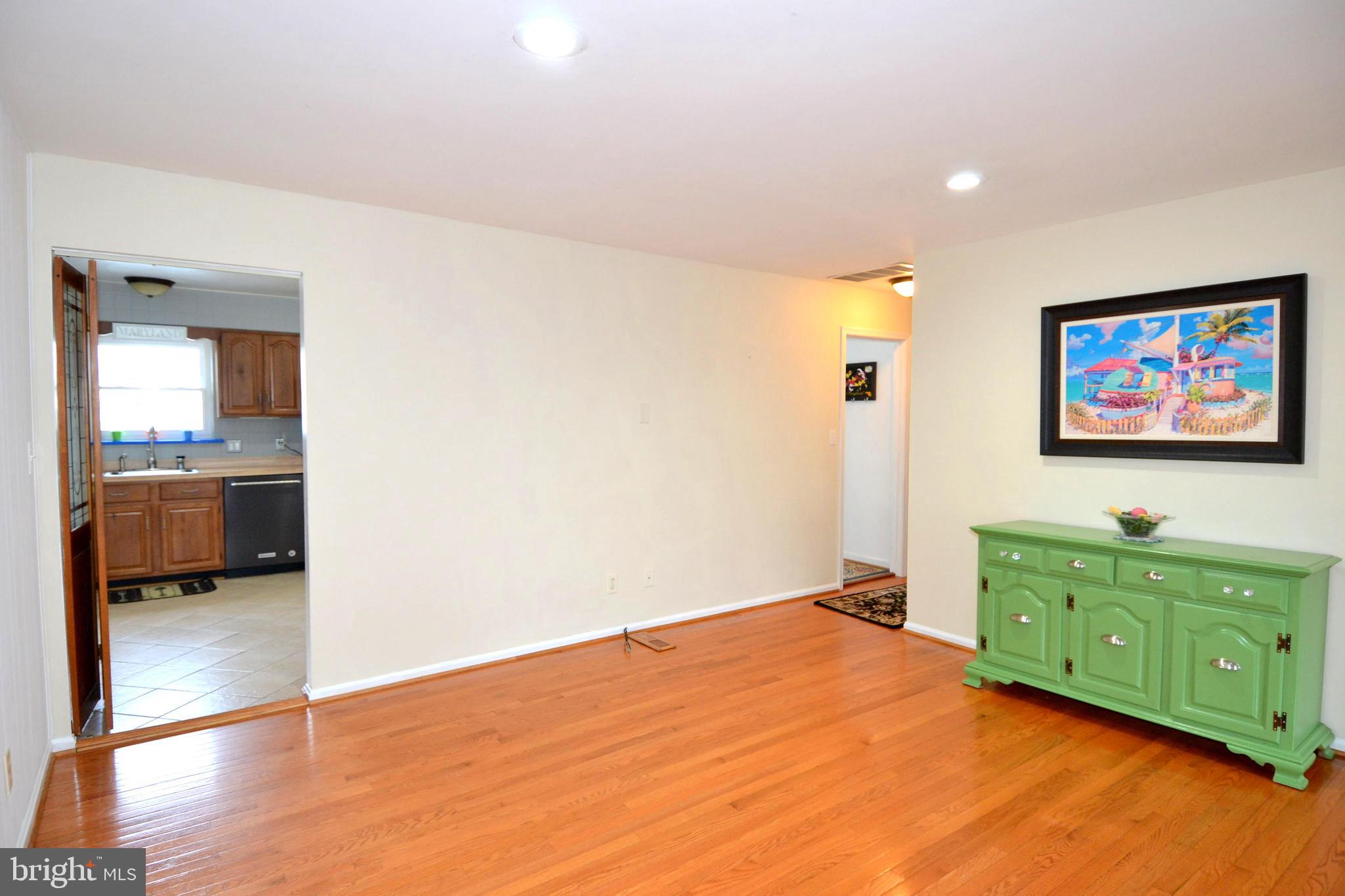 40388 Duke Road Mechanicsville, MD 20659 - Photo 5 of 32 Dining Area