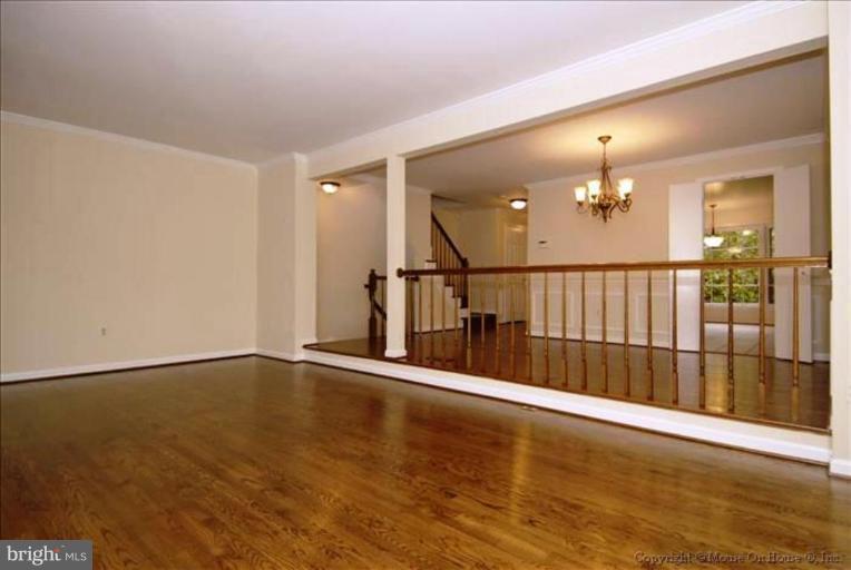 4611 4th Road North Arlington, VA 22203 - Photo 18 of 30 Living Room #3