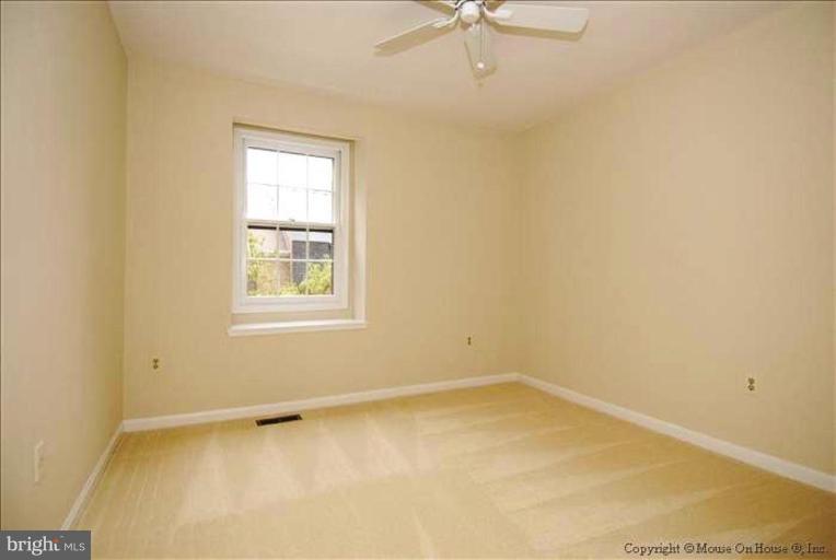 4611 4th Road North Arlington, VA 22203 - Photo 7 of 30 Bedroom #3
