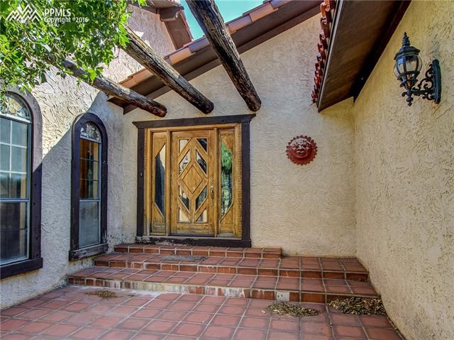 13802 South Perry Park Road Larkspur, CO 80118 - Photo 4 of 36 Gallery Image 4