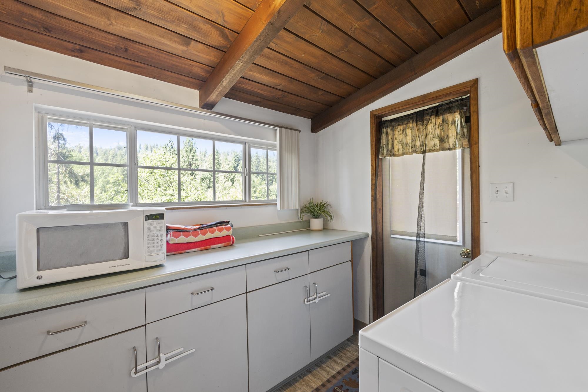 21815 Confidence Road Twain Harte, CA 95383 - Photo 15 of 30