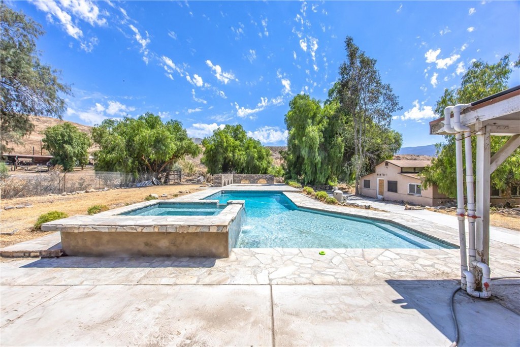 9099 Cajalco Road Corona, CA 92881 - Photo 61 of 70