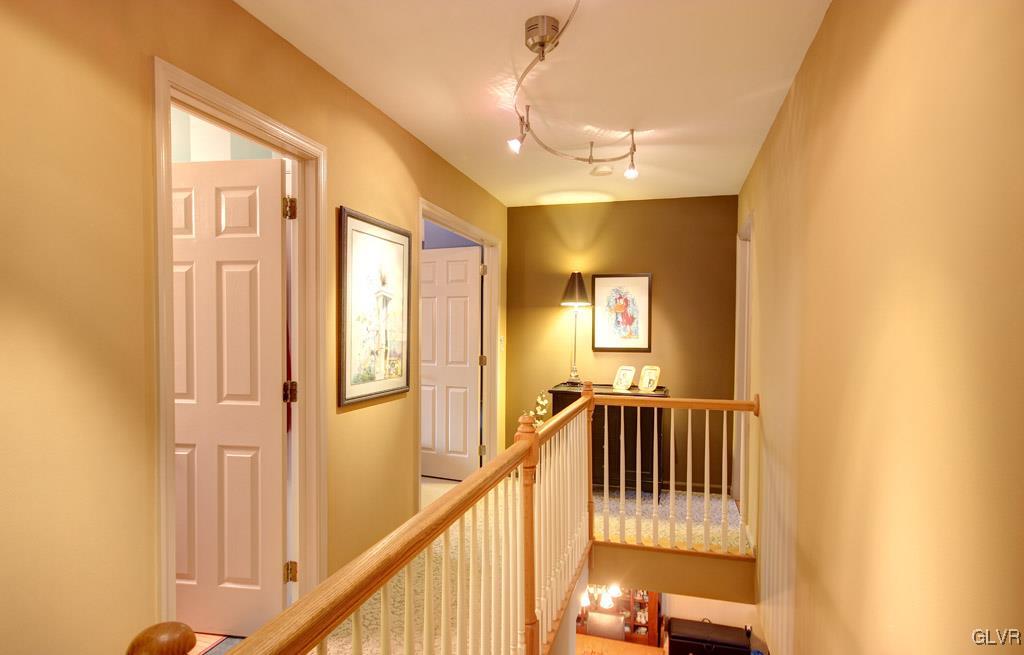 4175 Walter Road Bethlehem, PA 18020 - Photo 13 of 24