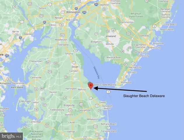 a view of a tennis court