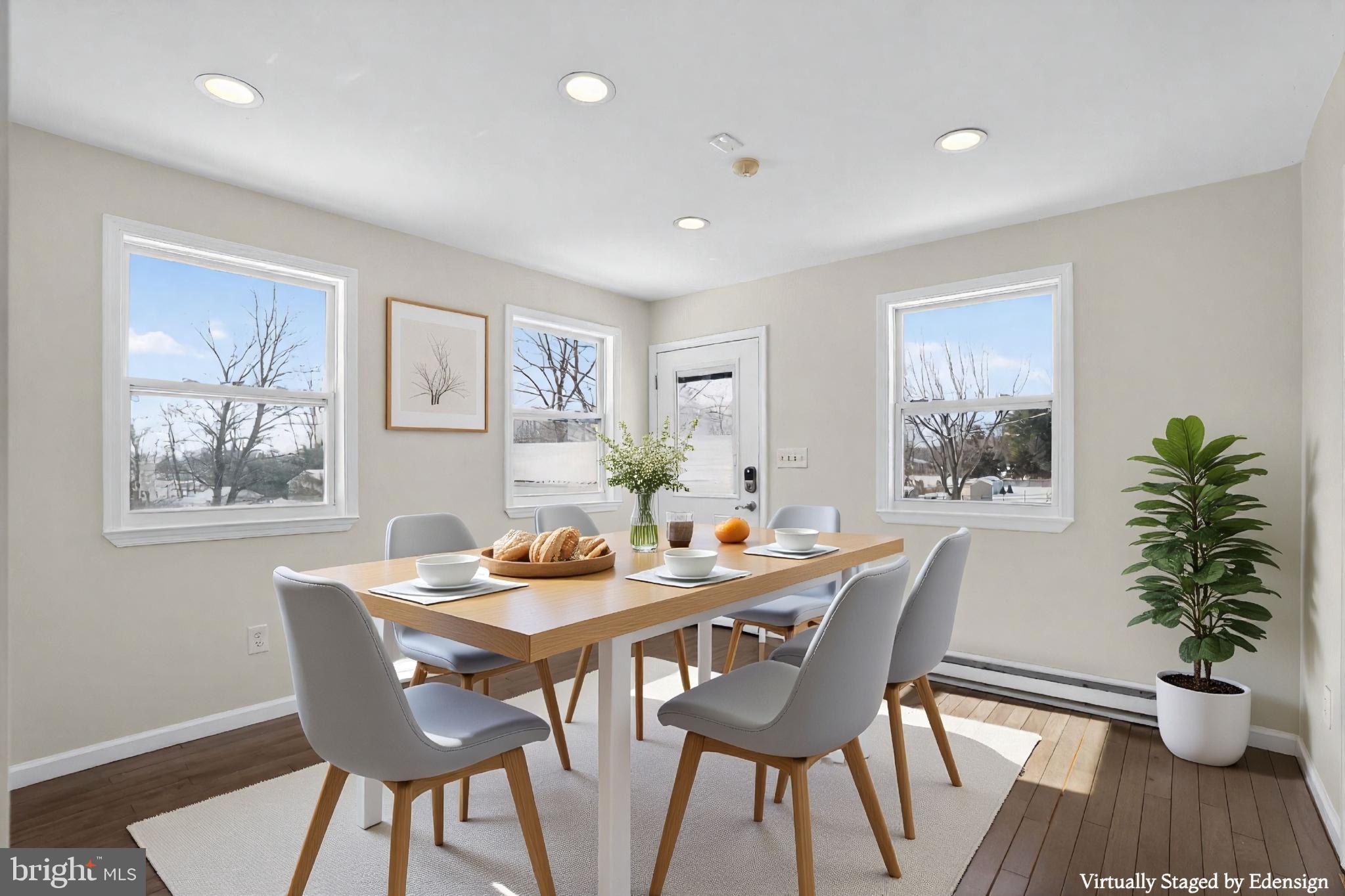 540 Martins Corner Road Coatesville, PA 19320 - Photo 15 of 33 Dining Room virtually staged