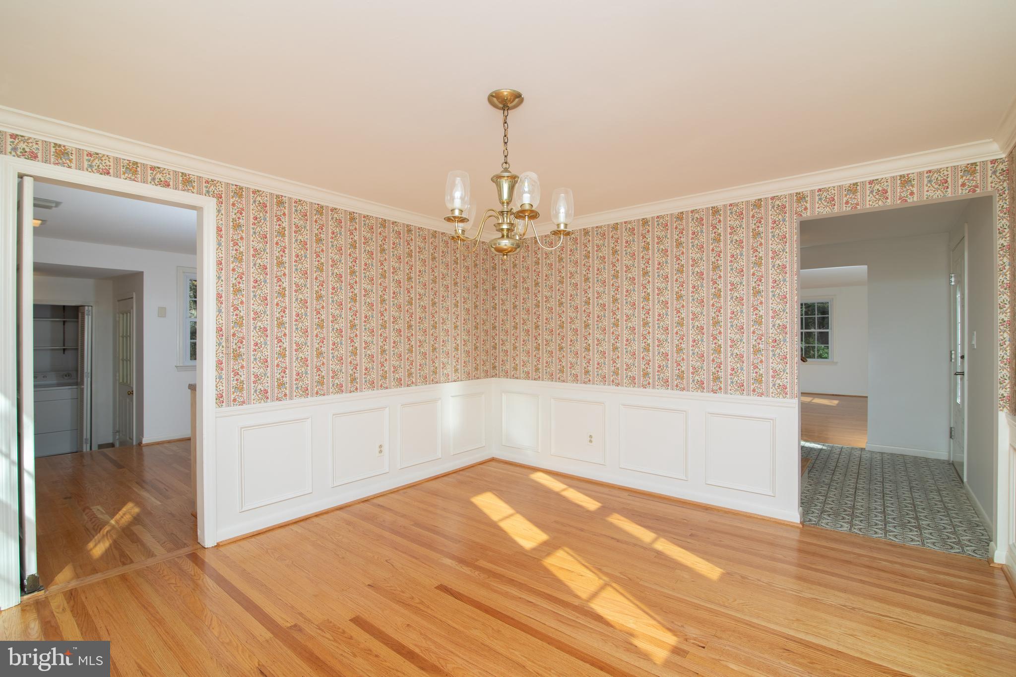 108 West Riding Road Cherry Hill, NJ 08003 - Photo 14 of 48 Dining room, hardwood
