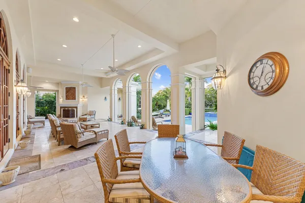 $7,250,000 | 6968 Southeast Harbor Circle, Stuart, FL 34996