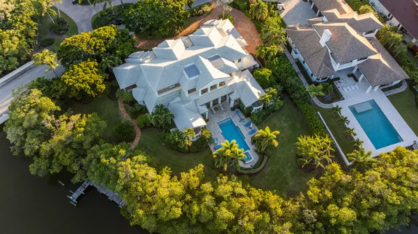 $7,250,000 | 6968 Southeast Harbor Circle, Stuart, FL 34996