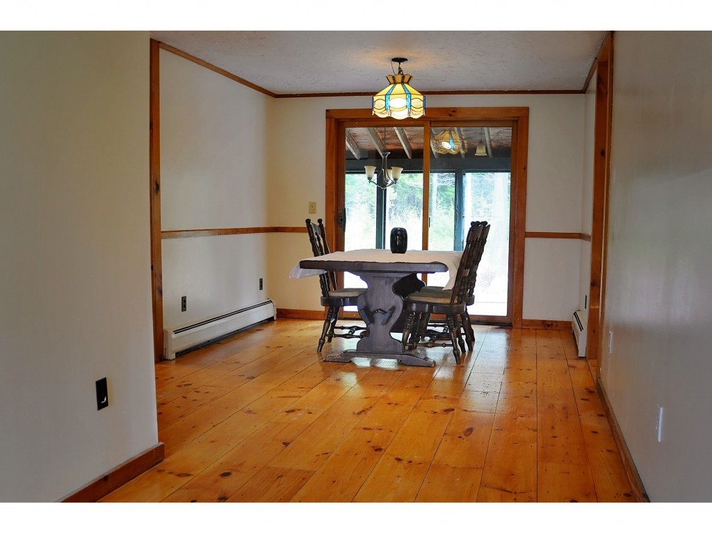 162 Old Bennington Road Greenfield, NH 03047 - Photo 3 of 29