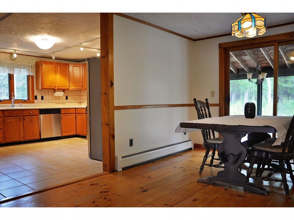 162 Old Bennington Road Greenfield, NH 03047 - Photo 4 of 29