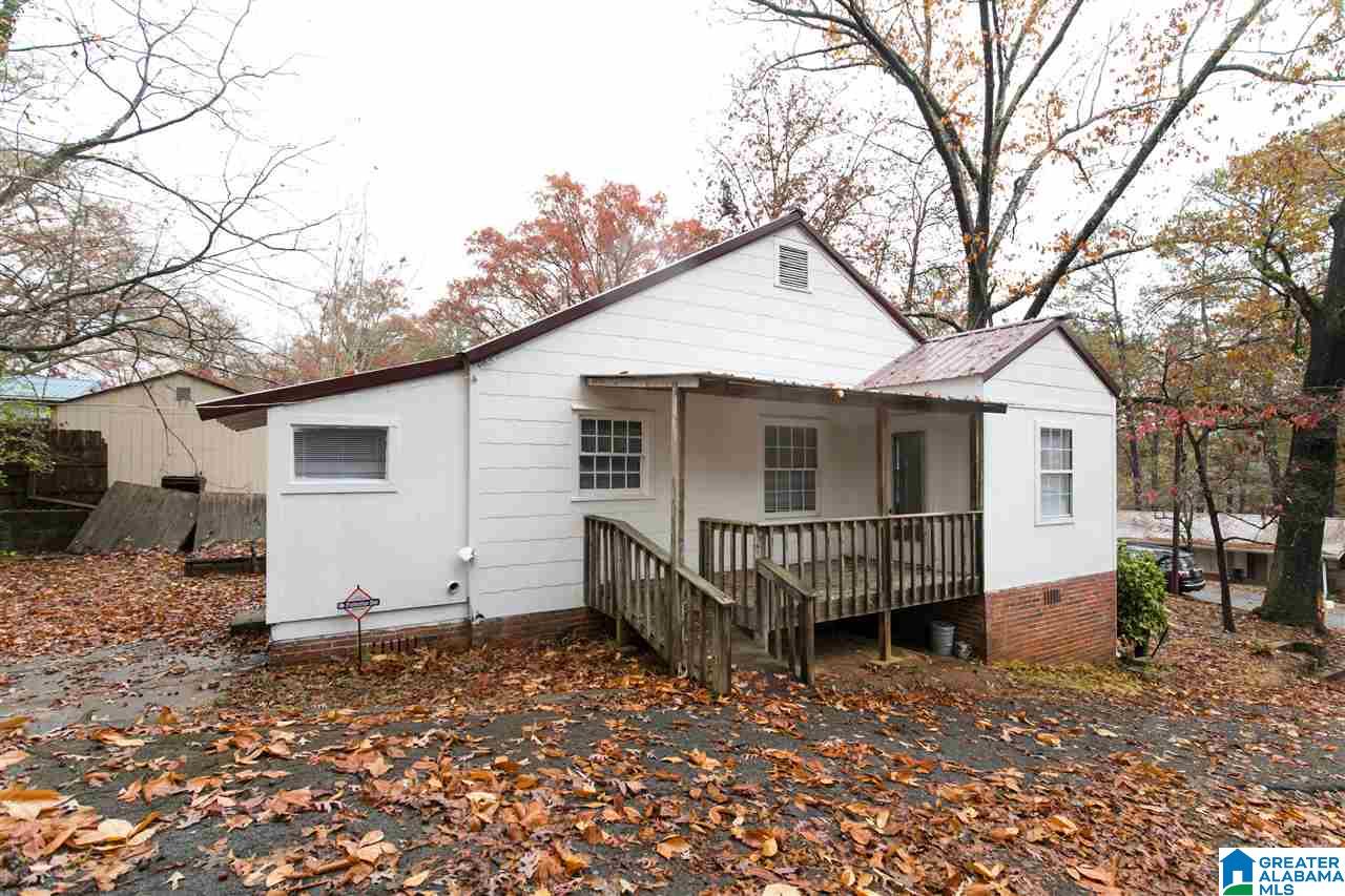 220 Ridgeway Road Bessemer, AL 35023 - Photo 6 of 37