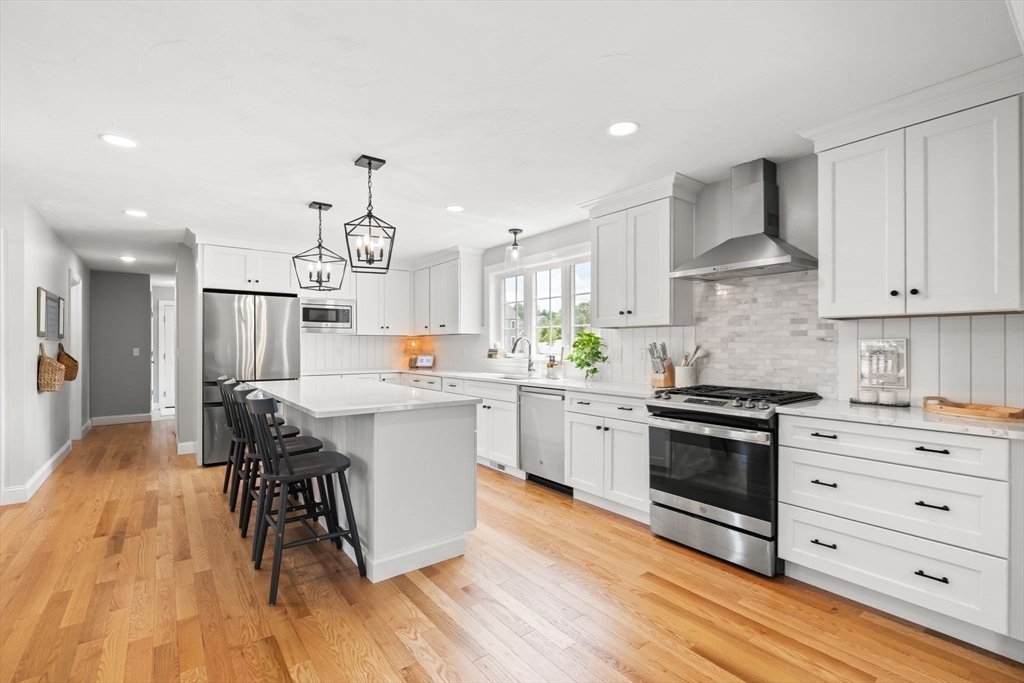 2 Oldfield Road Bridgewater, MA 02324 - Photo 4 of 42