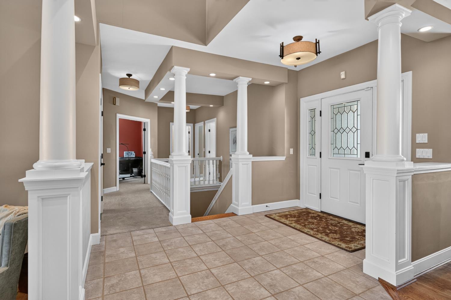 20980 State Line Road Lawrenceburg, IN 47025 - Photo 6 of 99 Foyer & bedroom hall from Dining Room hall