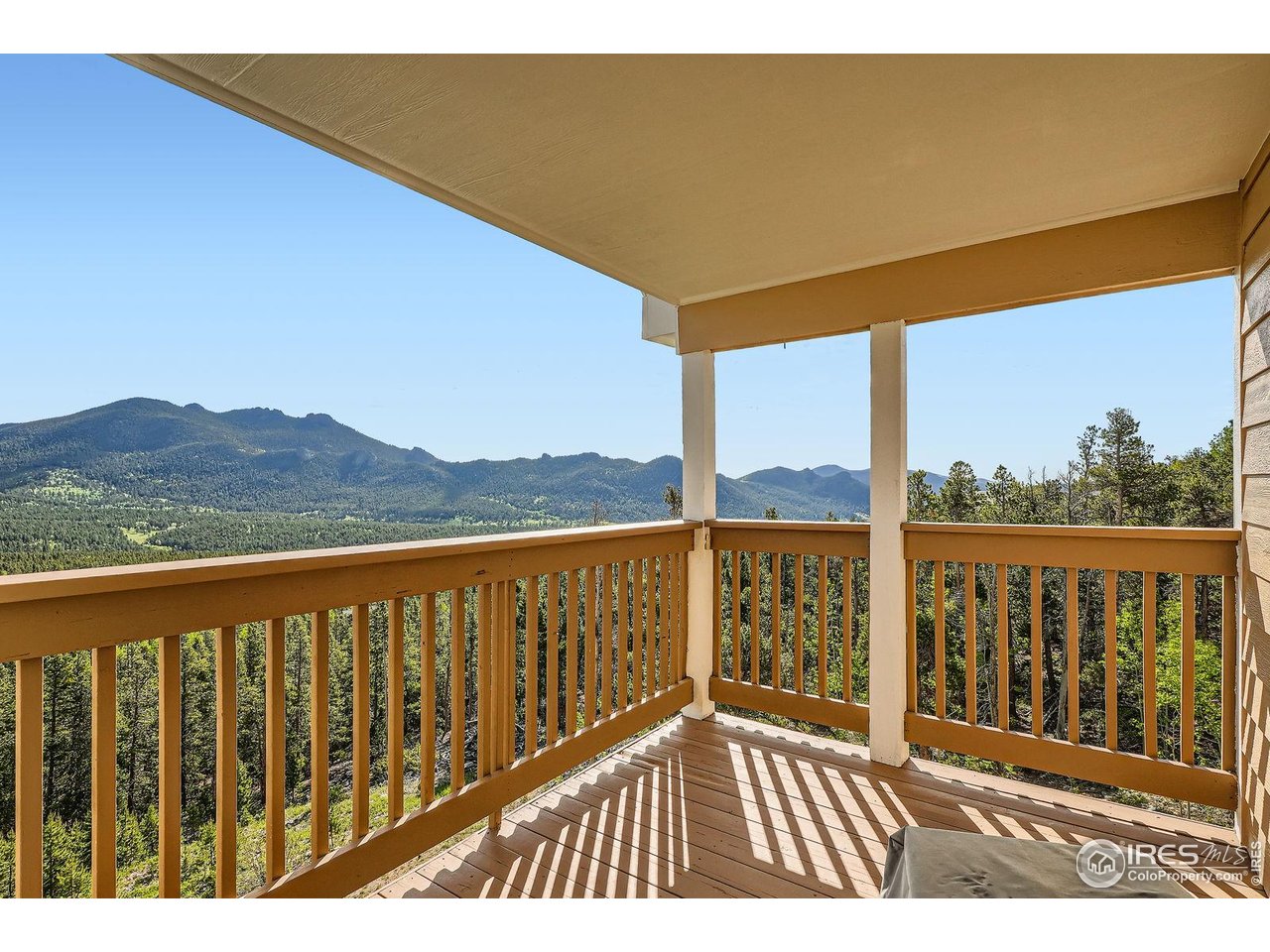 557 Highpoint Circle Black Hawk, CO 80422 - Photo 10 of 32