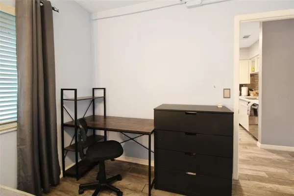 $3,500 | 2124 North Tamiami Trail, Unit 101, Sarasota, FL 34234