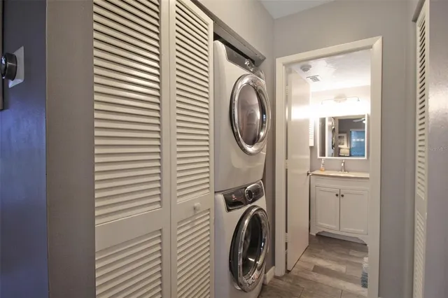 $3,500 | 2124 North Tamiami Trail, Unit 101, Sarasota, FL 34234