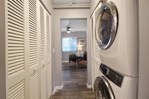 $3,500 | 2124 North Tamiami Trail, Unit 101, Sarasota, FL 34234