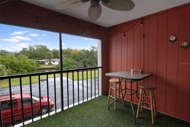 $3,500 | 2124 North Tamiami Trail, Unit 101, Sarasota, FL 34234