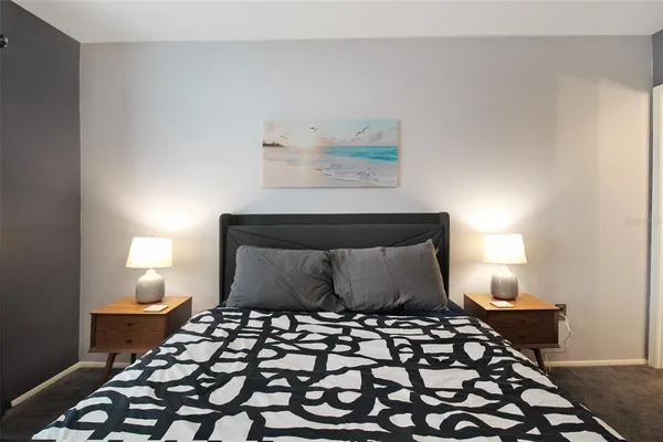 $3,500 | 2124 North Tamiami Trail, Unit 101, Sarasota, FL 34234