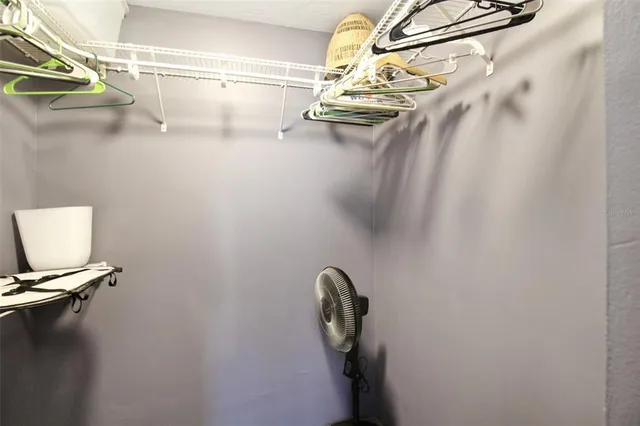 $3,500 | 2124 North Tamiami Trail, Unit 101, Sarasota, FL 34234