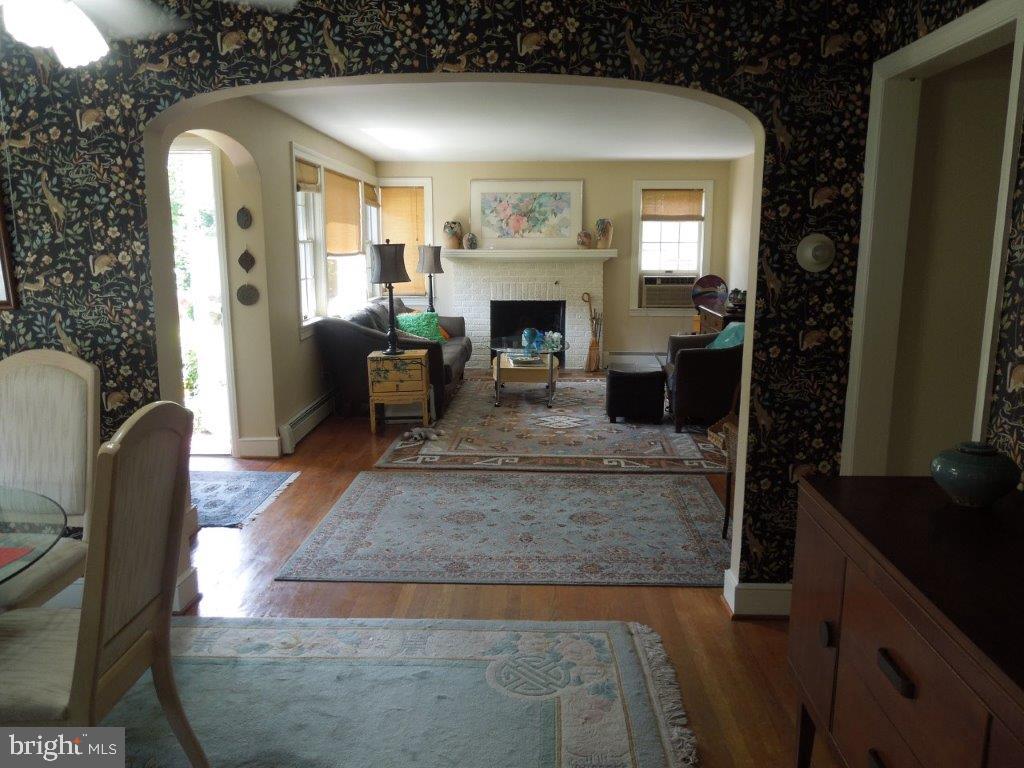 1139 Ruxton Road York, PA 17403 - Photo 8 of 37 Gallery Image 8