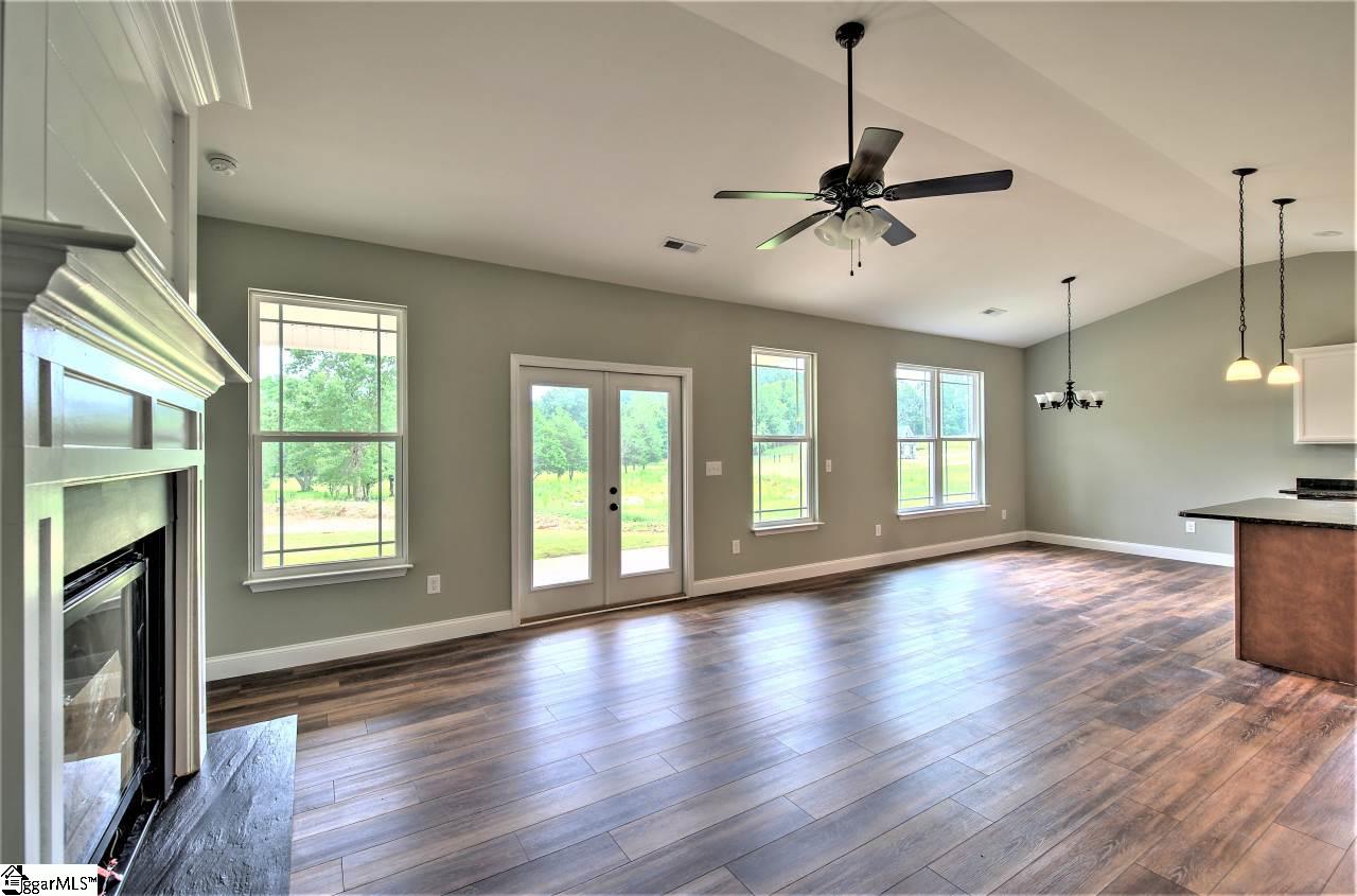 404 Old Liberty Pickens Road Liberty, SC 29657 - Photo 8 of 34