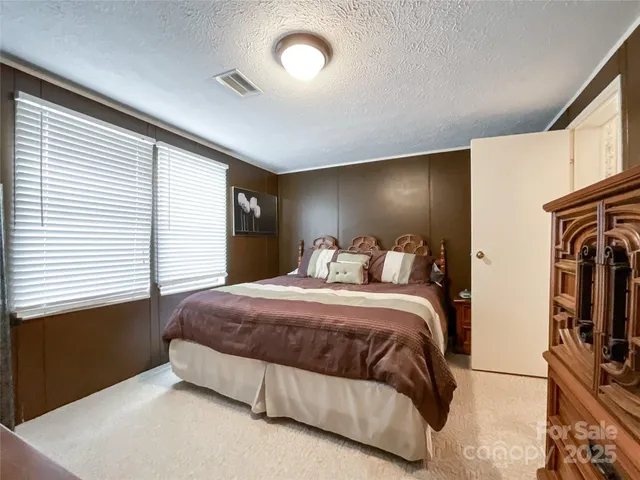 $365,000 | 2329 Dolan Lane, Liberty Hill, SC 29074