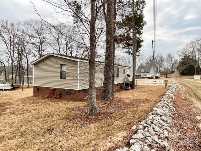 $365,000 | 2329 Dolan Lane, Liberty Hill, SC 29074