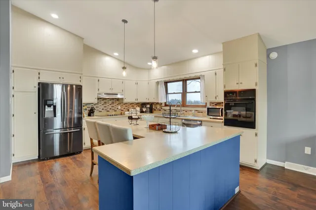 $365,000 | 203 Pembroke Drive, Shillington, PA 19607