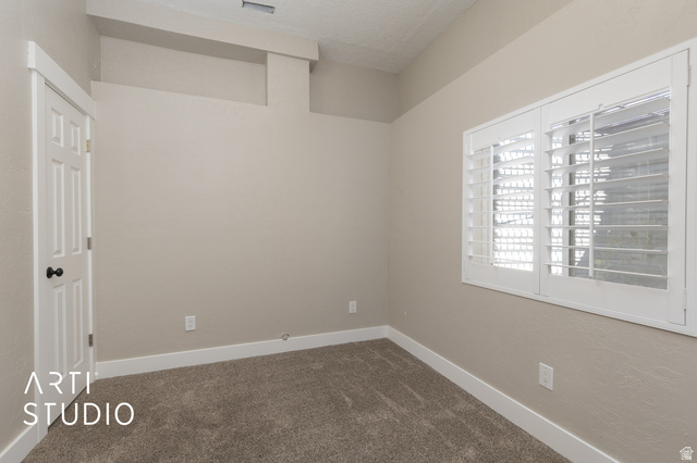 704 West Vahe Street Draper, UT 84020 - Photo 21 of 35 Basement bedroom